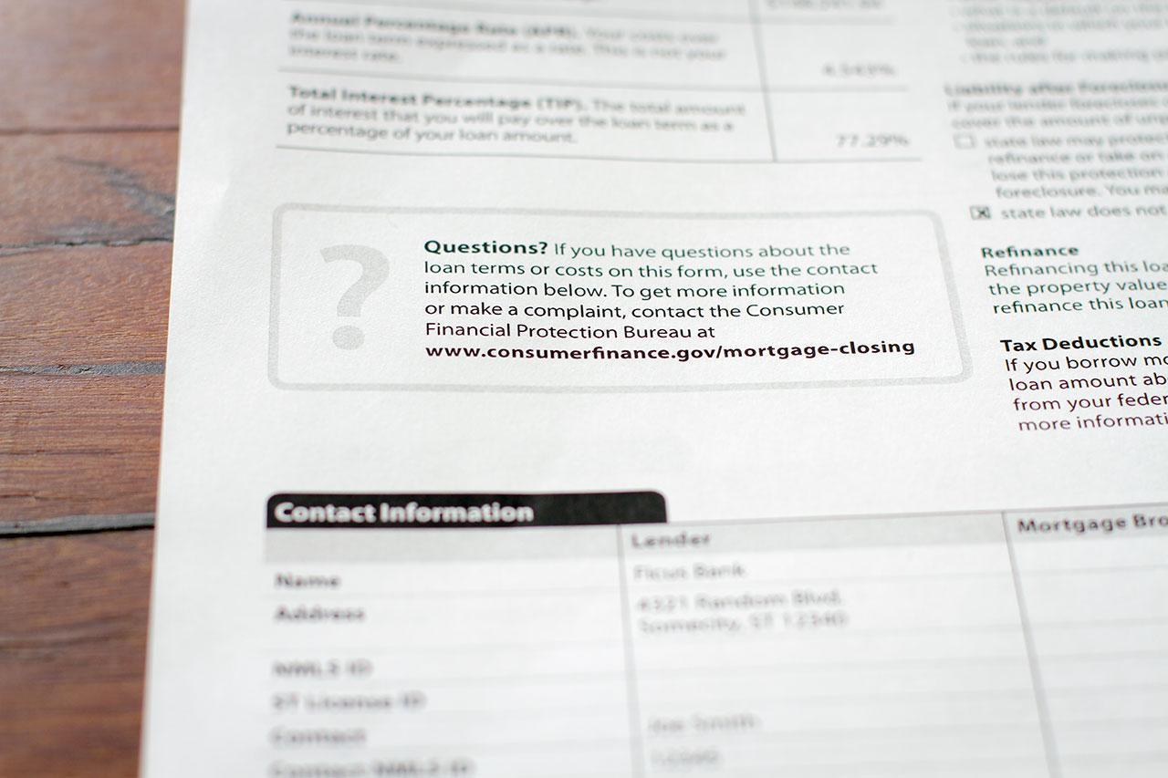 The URL on a paper Loan Estimate form.